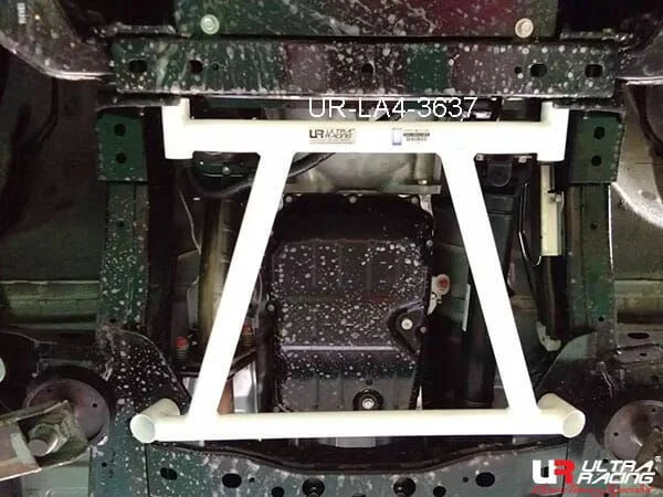 Rozpórka przednia dolna (Front Lower Brace) (3637) Ultra Racing Mitsubishi Triton L200 (KJ) 2.4D/2.5D 4WD FL 15+