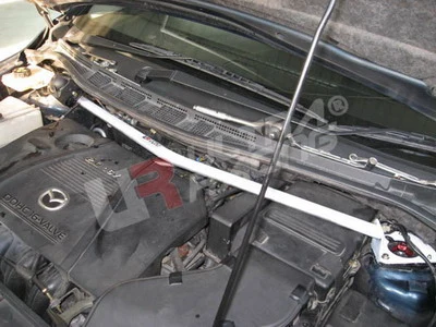 Rozpórka przednia (Front Upper Strut Bar)Ultra Racing Mazda 5 CP 00+