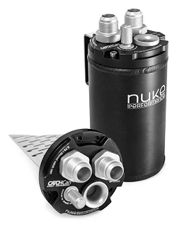 Uniwersalny Oil Catch Tank Performance Nuke Performance o pojemności  0.75litra