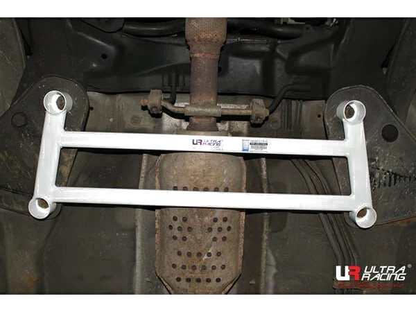Rozpórka przednia dolna (Front Lower Brace) (2696) Ultra Racing Hyundai Grandeur (XG) 3.0 2WD 98-05