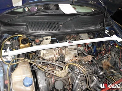 Rozpórka przednia (Front Upper Strut Bar)Ultra Racing Fiat Punto 1 Cabrio