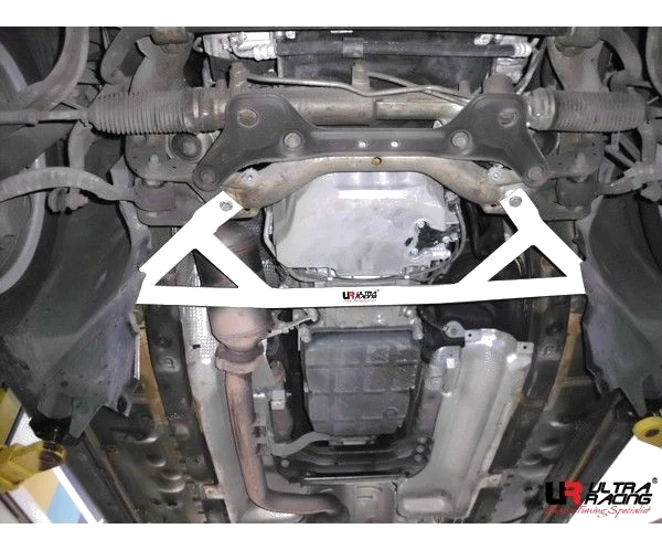 Rozpórka przednia dolna (Front Lower Brace) Ultra Racing Mercedes CLS 3.0 W218 11+