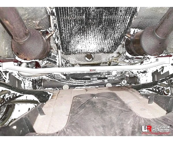 Rozpórka przednia dolna (Front Lower Brace) Ultra Racing Jaguar XJL 5.0 12+