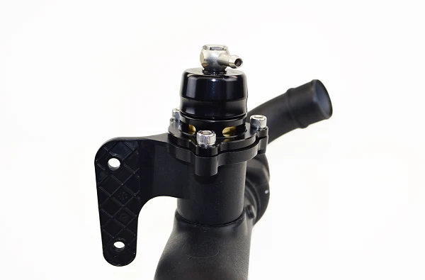 Zawór blow off BOV Turbosmart TS-0203-1081 Kompact Shortie Dual Port Ford Mustang EcoBoost 2015+