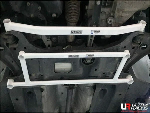 Rozpórka przednia dolna (Front Lower Tiebar) (2913) Ultra Racing Skoda Yeti (TYP 5L) 1.2 TSI 2WD 10-15