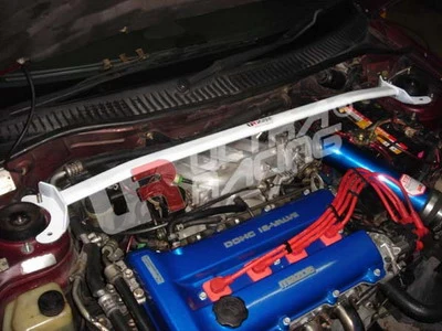 Rozpórka przednia (Front Upper Strut Bar)550 Ultra Racing Mazda 323F BA 94-98