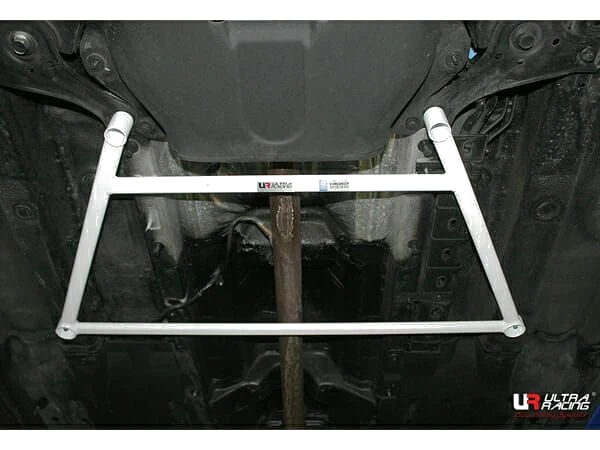 Rozpórka środkowa (Mid Lower Brace) (3237) Ultra Racing Hyundai Tucson (TL) 1.7D/2.0D 2WD 16-21