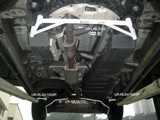 Rozpórka tylna boczna (Rear Side Bars) Ultra Racing for Toyota Previa 06+ 2.4/3.5