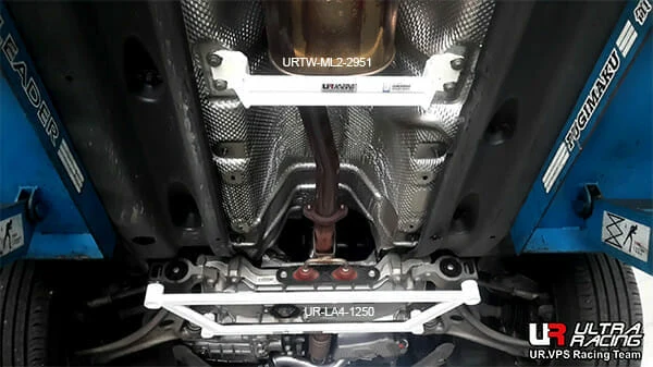 Rozpórka środkowa (Mid Lower Brace) (2951) Ultra Racing Volkswagen Sharan (TYP 7N) 2.0 TDI 10+