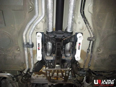 Rozpórka środkowa (Mid Lower Brace)s 1510 Ultra Racing for Porsche 911 997 05-12 3.6