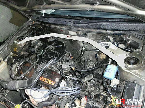Rozpórka przednia (Front Upper Strut Bar)(3226) Ultra Racing Toyota Corolla (AE101) 1.3 2WD Sedan CABURETOR 91-98