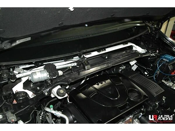 Rozpórka przednia (Front Upper Strut Bar)(3090) Ultra Racing Proton Iriz/Persona 1.6 2WD 14+