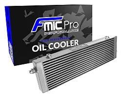 Chłodnica oleju FMIC.Pro 470x140x40 asymetryczne wloty srebrna