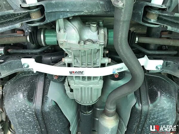 Rozpórka tylna dolna (Rear Lower Bar) (3388) Ultra Racing Mitsubishi ASX 2.0 4WD 10+