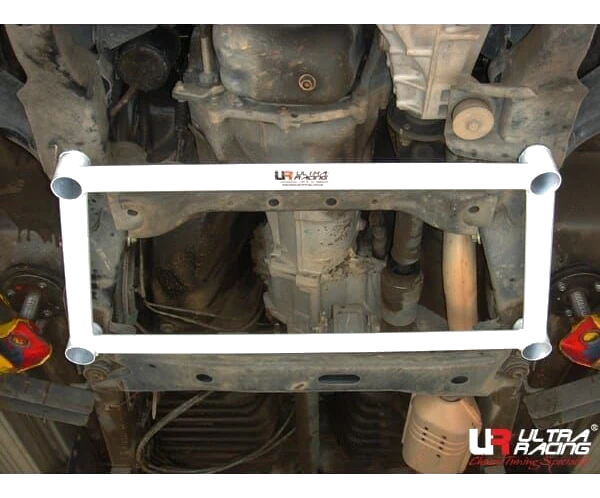 Rozpórka przednia dolna (Front Lower Brace) (438) Ultra Racing Perodua Kembara 1.3/1.5 2WD 98-05