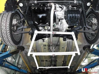 Rozpórka przednia (Front H-Brace) Ultra Racing Daihatsu Copen 660T 02-11