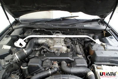 Rozpórka przednia (Front Upper Strut Bar)Ultra Racing Lexus LS 400 89-94