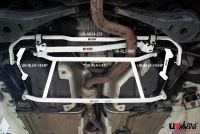 Rozpórka tylna dolna (Rear Lower Bar) 988 Ultra Racing VW Golf 5 R32 / 6 R36