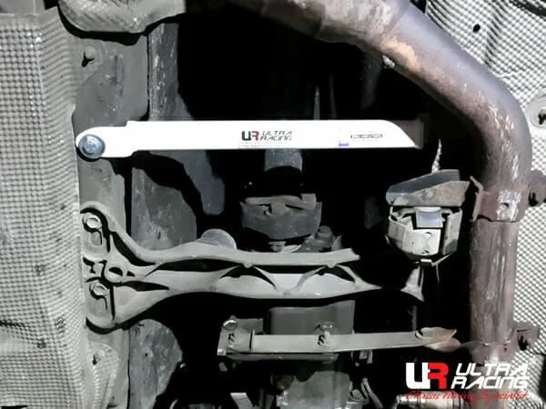 Rozpórka środkowa (Mid Lower Brace) Ultra Racing BMW Z3 E37