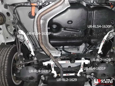 Rozpórka tylna dolna (Rear Lower Tiebar) 1629 Ultra Racing Lexus CT200H 11+ 1.8