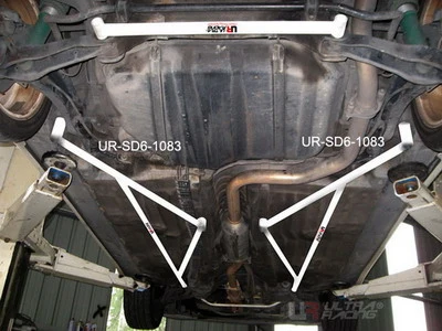 Rozpórka podłogi (Floor Bars) Ultra Racing Honda Integra 94-01 DC2