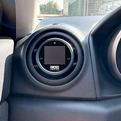 CANchecked Ramka nawiewu z miejscem na wyświetlacz 52mm MFD15 Mazda 3 MPS