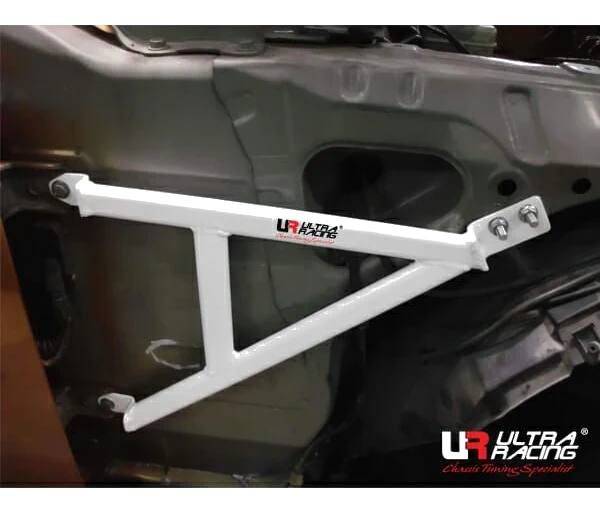 Rozpórka przedniego kielicha (Fender Brackets) (740P) Ultra Racing Nissan Fairlady (350Z)(Z33) 3.5 V6 2WD Coupe 02-08