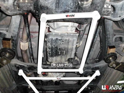 Rozpórka przednia (Front H-Brace) Ultra Racing Isuzu D-Max 3.0D 02+