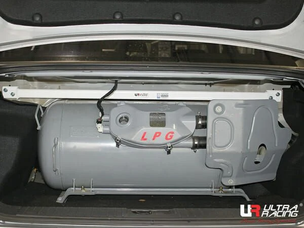 Rozpórka tylna górna (Rear Upper Strut Bar) (3031) Ultra Racing Chevrolet Epica 2.0 2WD 07-15