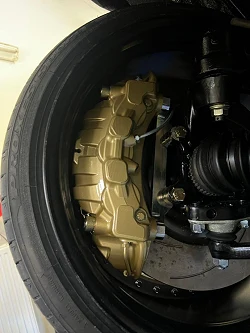 Zestaw Adapterów Przednich Zacisków Hamulcowych MZR Garage Nissan Skyline Silvia Stagea 7PP (Porshe VW Audi) do 380mm Tarcz (Lexus RCF)