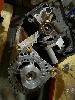 Adapter Pompy Wody z Mocowaniem Alternatora MZR Garage Toyota 1JZ 2 JZ Wyjście AN20