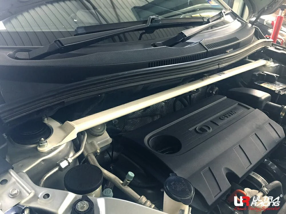 Rozpórka przednia (Front Upper Strut Bar)(3752) Ultra Racing Great Wall Haval M4 1.5 2WD MT 12-14
