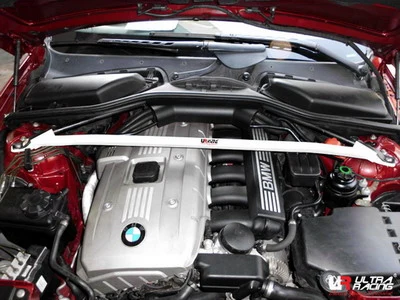 Rozpórka przednia (Front Upper Strut Bar)Ultra Racing BMW 6-Series E63 03-10