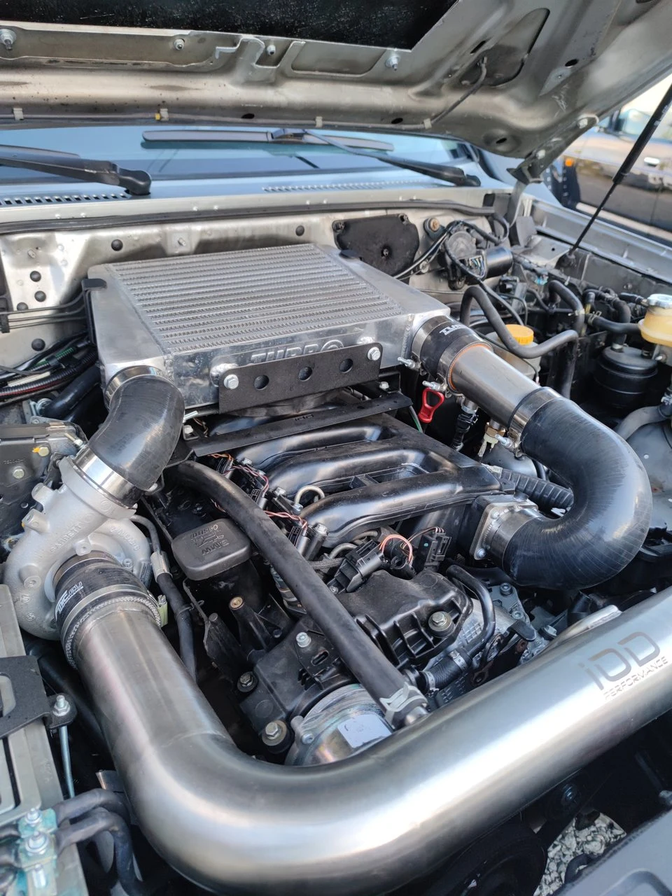 Górne mocowanie intercoolera IOD Performance do Nissan Patrol Y61 BMW M57
