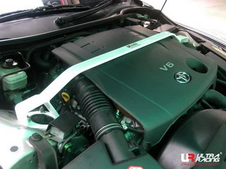 Rozpórka przednia (Front Upper Strut Bar)Ultra Racing Toyota Mark X 04-09 2.5