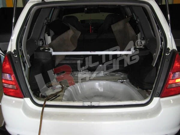Rozpórka tylna górna (Rear Upper Strut Bar) Ultra Racing Subaru Forester SG5/9 03-08