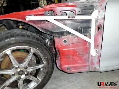 Rozpórka przedniego kielicha (Fender Brackets) 1532 Ultra Racing Mazda RX7 FD 93-97