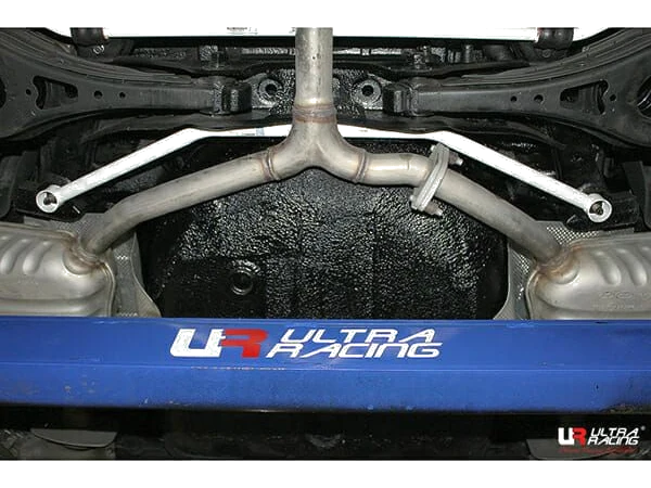 Rozpórka tylna dolna (Rear Lower Bar) (3649) Ultra Racing Hyundai Grandeur (IG) 2.4/2.5/3.0 GDI 18+/Kia K7 2.2D/2.4/2.5/3.0 16-21 2WD 18+