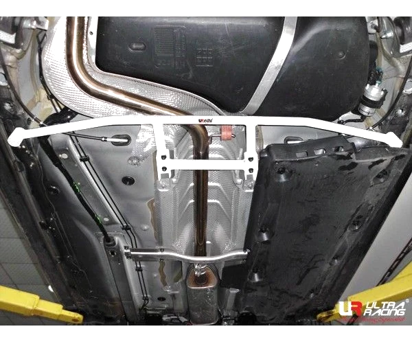 Rozpórka tylna dolna (Rear Lower H-Brace) 1834 Ultra Racing Audi A1 10+