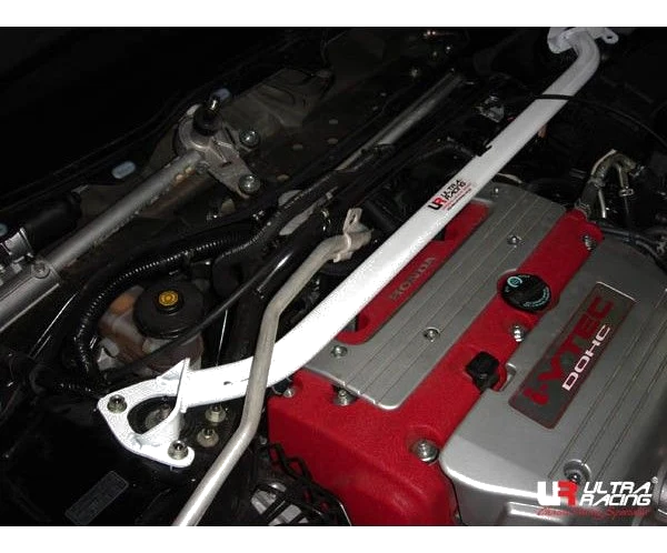 Rozpórka przednia (Front Strutbar) Ultra Racing Honda Accord 03-08 2.0 CL7 4D