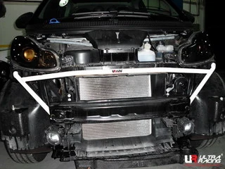Rozpórka przednia (Front Torsion Bar) Ultra Racing Smart Fortwo 451 07+