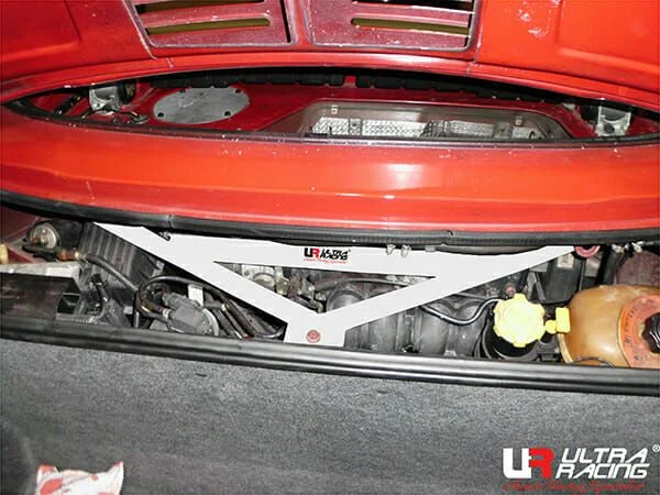 Rozpórka tylna górna (Rear Upper Strut Bar) 3222 Ultra Racing MG-F 95-02 1.8 2WD