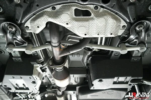 Rozpórka środkowa (Mid Lower Brace) (3482) Ultra Racing Toyota Alphard (AH30) 3.5 V6 15-17/Vellfre 3.5 15+ 2WD/4WD