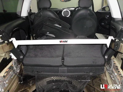 Rozpórka tylna górna (Rear Upper Strut Bar) Ultra Racing Mini Cooper S R56 /Clubman