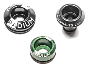 Adapter wtryskiwacza 22mm konwersja górnego montażu Subaru EJ257 Radium Engineering