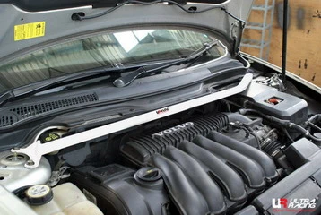 Rozpórka przednia (Front Upper Strut Bar)1410 Ultra Racing Volvo S40 95-04