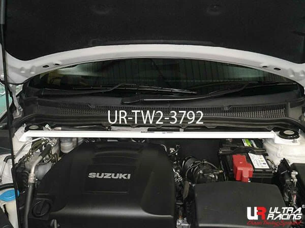 Rozpórka przednia (Front Upper Strut Bar)(3792) Ultra Racing Suzuki Kizashi 2.4 2WD 10-13