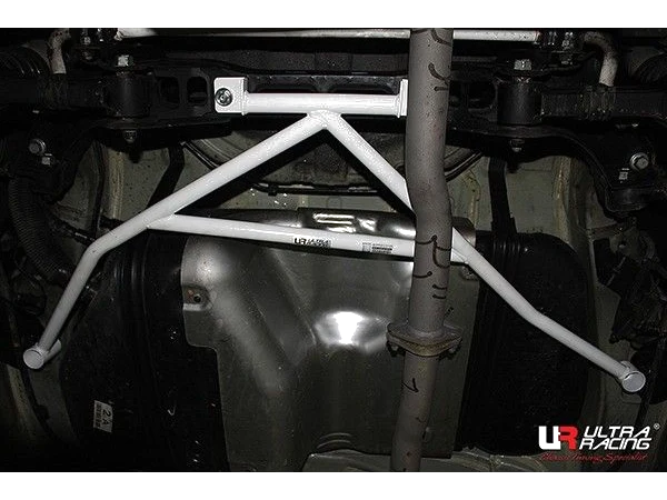 Rozpórka tylna dolna (Rear Lower Brace) 2703 Ultra Racing Kia Sportage 14+