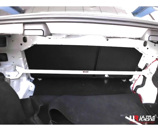 Rozpórka tylna górna (Rear Upper Strut Bar) Ultra Racing Mercedes C-Class/ AMG 07+ W204