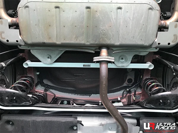 Rozpórka tylna dolna (Rear Lower Bar) (4153) Ultra Racing Mazda 3 (BP) 2.0 2WD HB/Sedan 19+/CX-30 2.0 19+